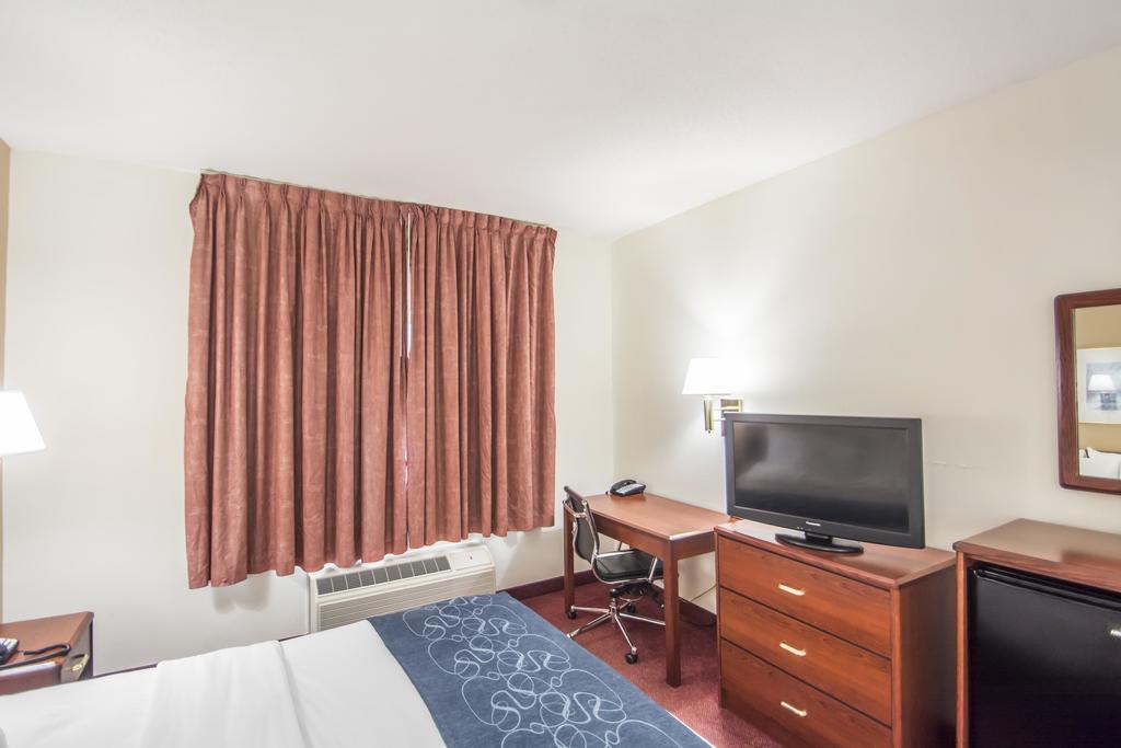 Comfort Suites Rochester Henrietta University Area Dış mekan fotoğraf