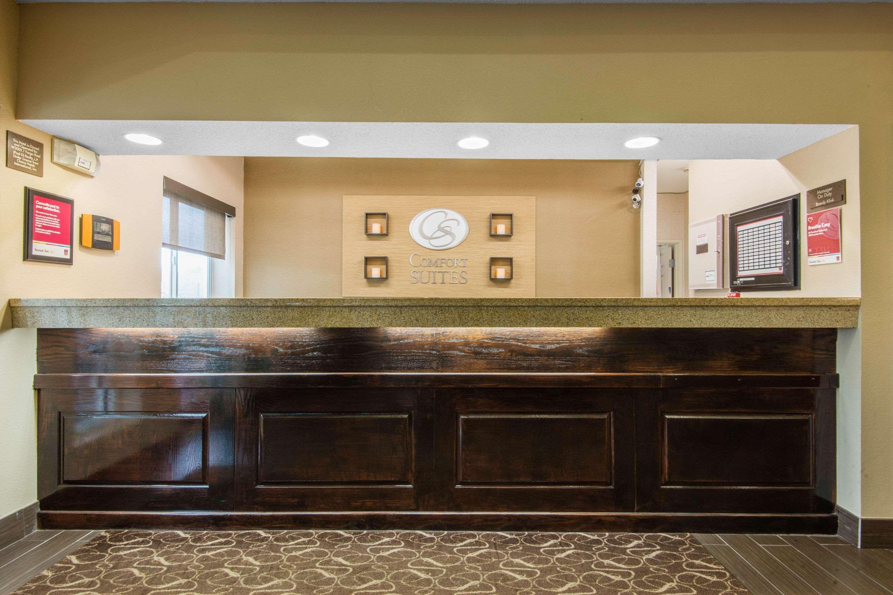 Comfort Suites Rochester Henrietta University Area Dış mekan fotoğraf