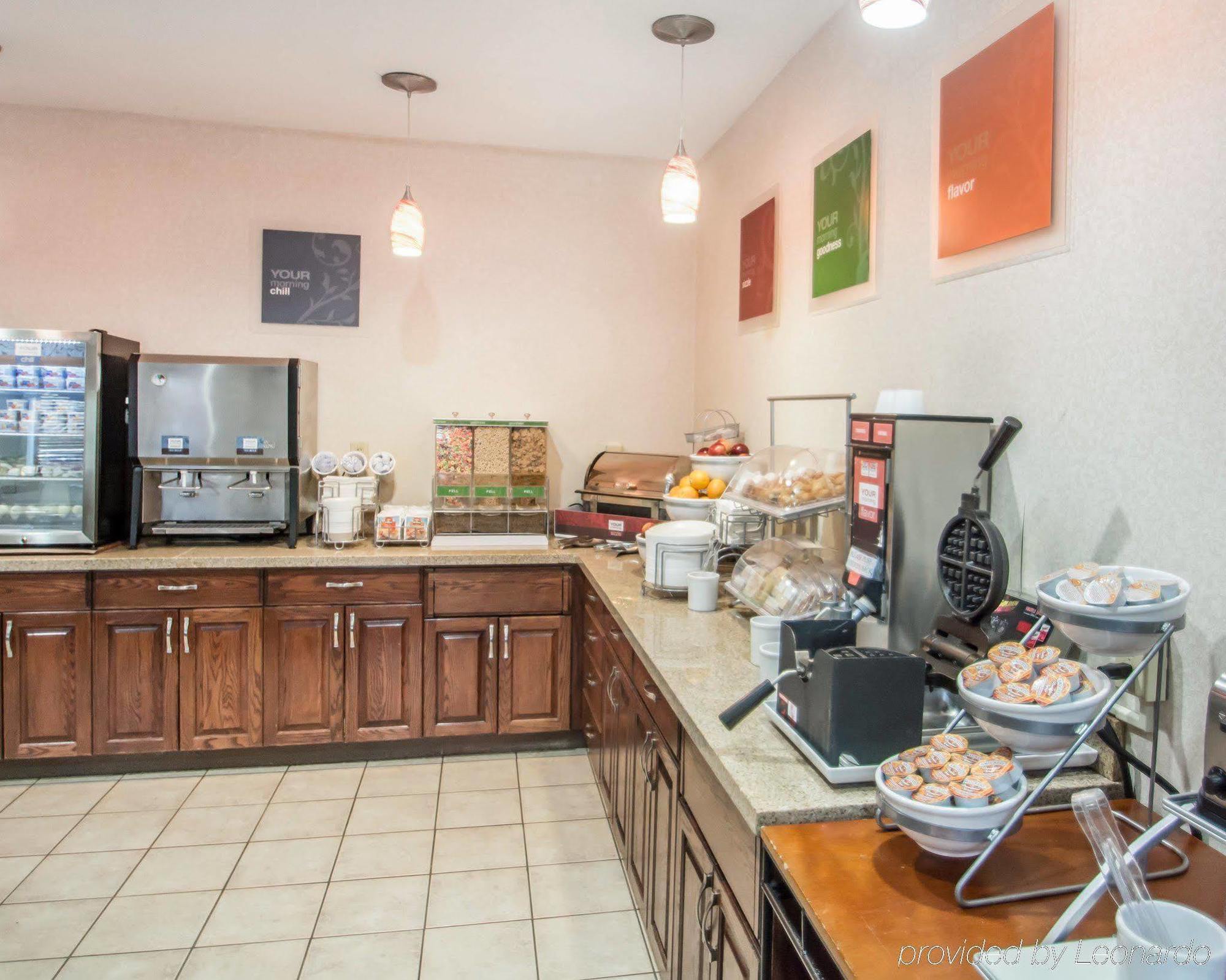 Comfort Suites Rochester Henrietta University Area Dış mekan fotoğraf