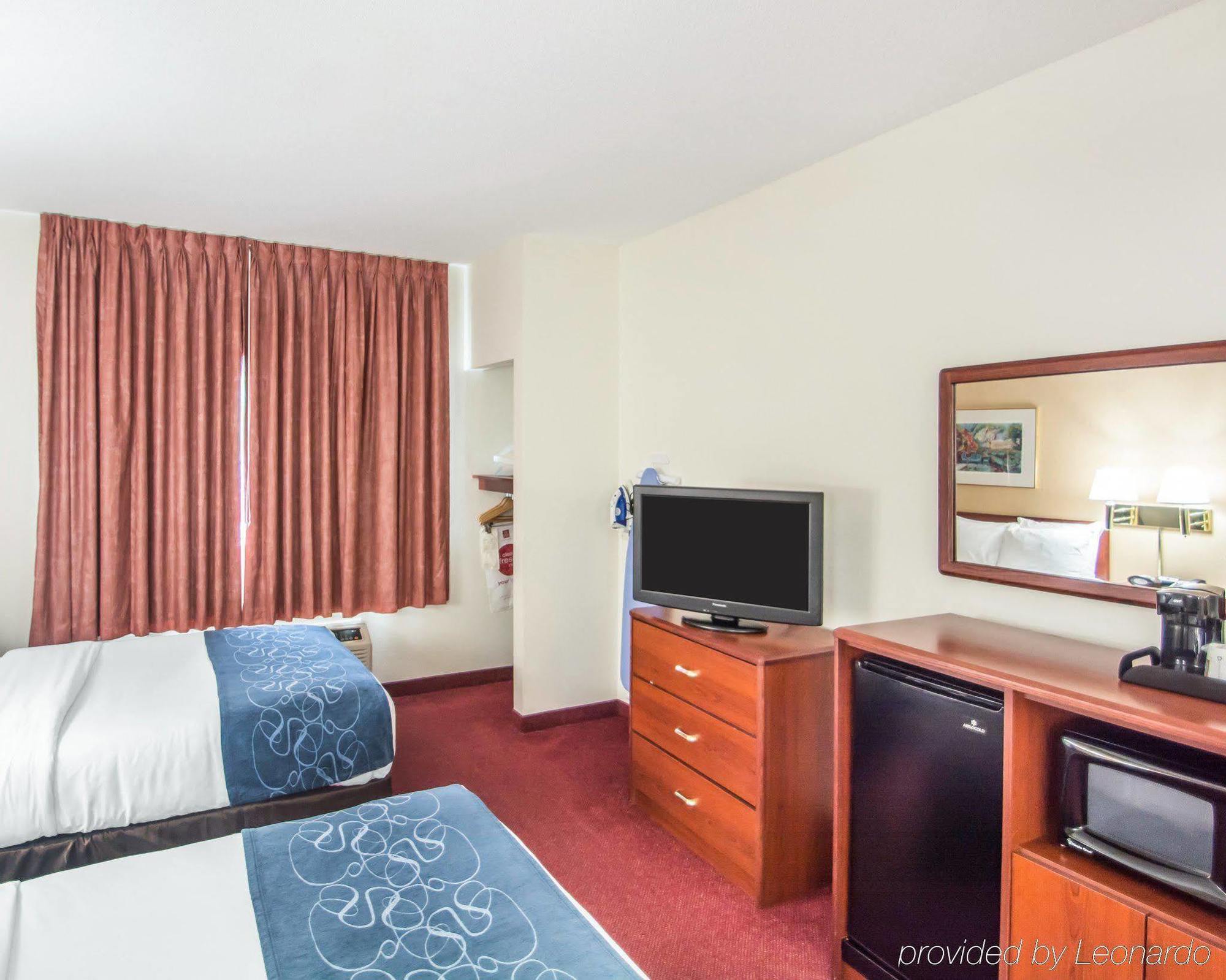Comfort Suites Rochester Henrietta University Area Dış mekan fotoğraf
