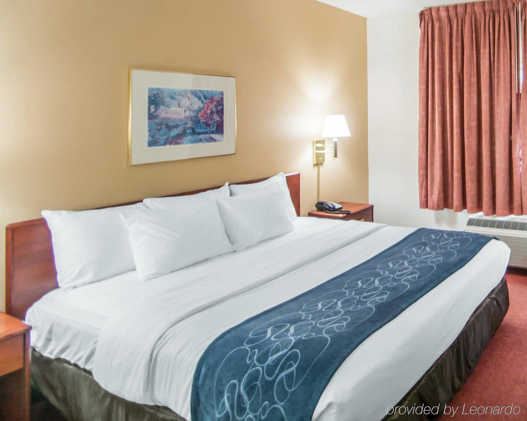 Comfort Suites Rochester Henrietta University Area Dış mekan fotoğraf